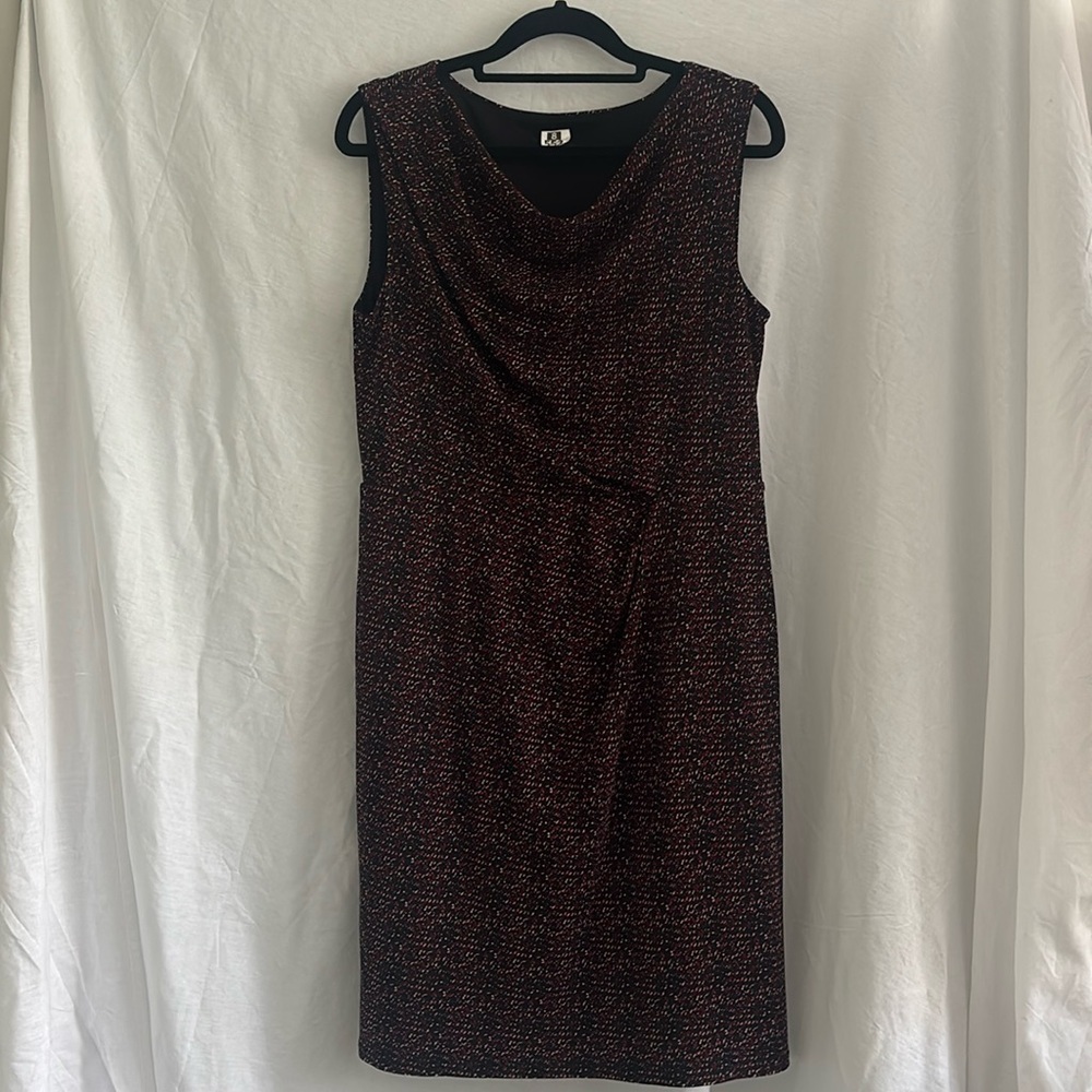 Ann Taylor Elegant Black and Red Women's Sheath Dress, Size 6
